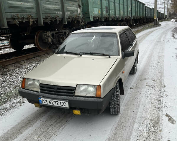 Бежевый ВАЗ 2108, объемом двигателя 1.29 л и пробегом 7 тыс. км за 1000 $, фото 1 на Automoto.ua