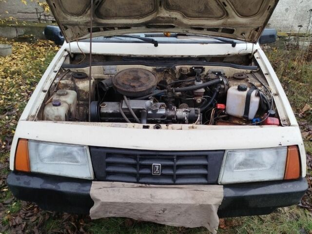Бежевый ВАЗ 2108, объемом двигателя 0 л и пробегом 500 тыс. км за 714 $, фото 5 на Automoto.ua