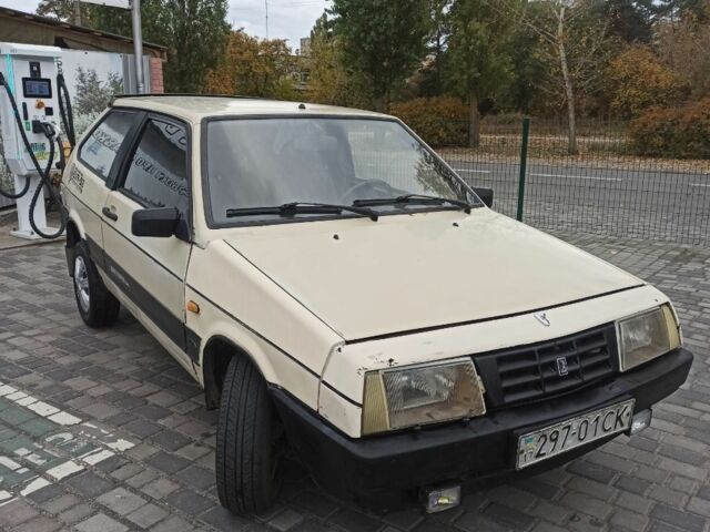 Бежевый ВАЗ 2108, объемом двигателя 1.5 л и пробегом 200 тыс. км за 497 $, фото 1 на Automoto.ua