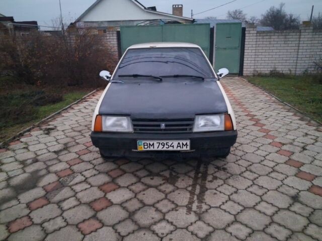 Бежевый ВАЗ 2108, объемом двигателя 1.3 л и пробегом 120 тыс. км за 650 $, фото 2 на Automoto.ua