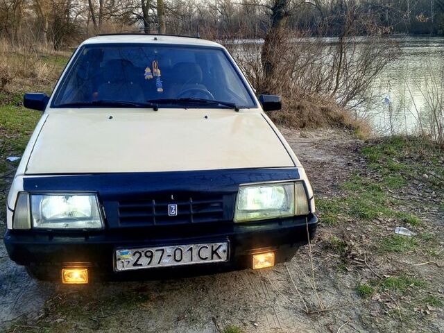 Бежевий ВАЗ 2108, об'ємом двигуна 1.5 л та пробігом 0 тис. км за 750 $, фото 1 на Automoto.ua