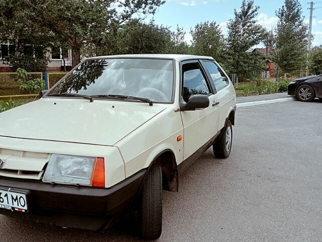 Бежевый ВАЗ 2108, объемом двигателя 1.3 л и пробегом 100 тыс. км за 1100 $, фото 3 на Automoto.ua