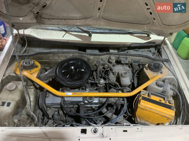 Бежевый ВАЗ 2108, объемом двигателя 1.29 л и пробегом 328 тыс. км за 850 $, фото 6 на Automoto.ua