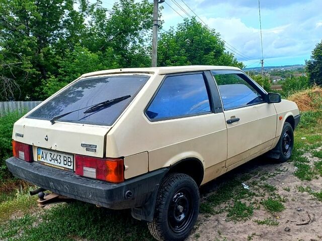 Бежевый ВАЗ 2108, объемом двигателя 1.3 л и пробегом 100 тыс. км за 1100 $, фото 2 на Automoto.ua