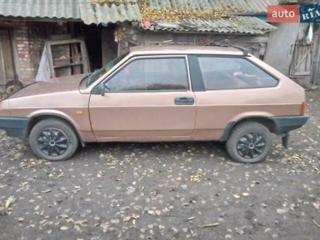 Бежевий ВАЗ 2108, об'ємом двигуна 1.29 л та пробігом 200 тис. км за 800 $, фото 1 на Automoto.ua