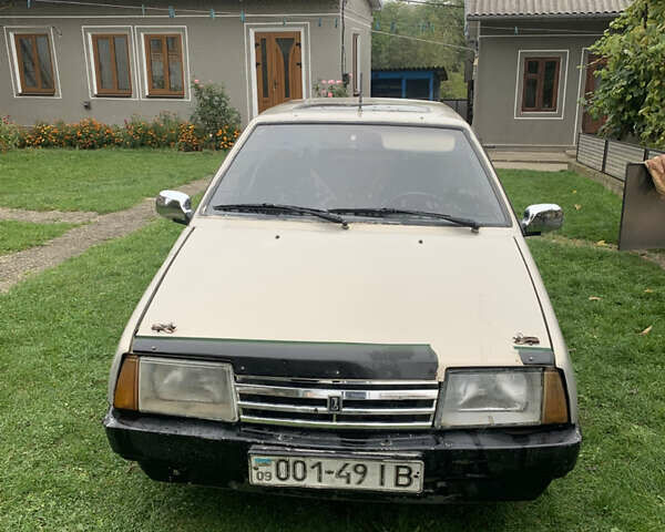 Бежевый ВАЗ 2108, объемом двигателя 1.5 л и пробегом 85 тыс. км за 450 $, фото 4 на Automoto.ua