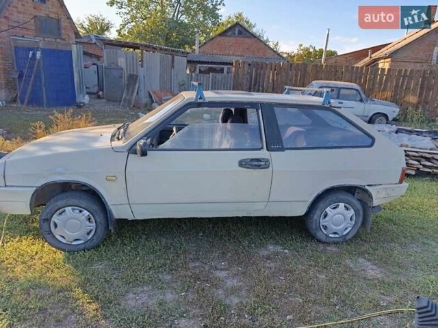 Бежевый ВАЗ 2108, объемом двигателя 1.29 л и пробегом 200 тыс. км за 760 $, фото 2 на Automoto.ua