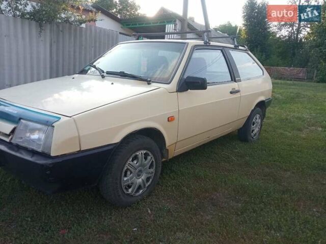 Бежевий ВАЗ 2108, об'ємом двигуна 1.3 л та пробігом 300 тис. км за 950 $, фото 1 на Automoto.ua