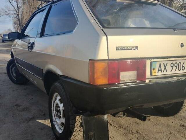 Бежевий ВАЗ 2108, об'ємом двигуна 1.3 л та пробігом 190 тис. км за 950 $, фото 3 на Automoto.ua