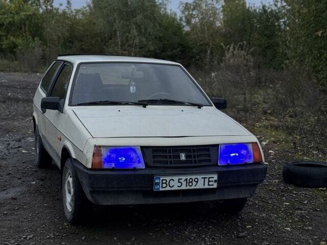 Бежевый ВАЗ 2108, объемом двигателя 1.3 л и пробегом 120 тыс. км за 888 $, фото 5 на Automoto.ua