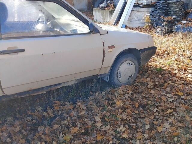 Бежевий ВАЗ 2108, об'ємом двигуна 1.3 л та пробігом 200 тис. км за 450 $, фото 4 на Automoto.ua