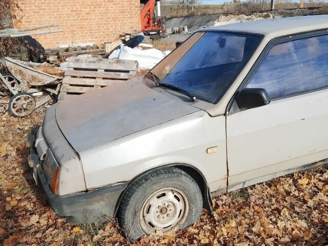 Бежевий ВАЗ 2108, об'ємом двигуна 1.3 л та пробігом 200 тис. км за 450 $, фото 1 на Automoto.ua