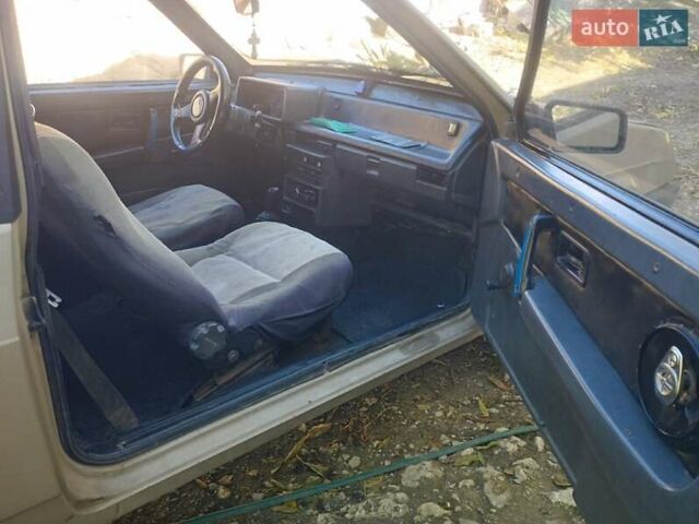 Бежевый ВАЗ 2108, объемом двигателя 1.3 л и пробегом 360 тыс. км за 430 $, фото 3 на Automoto.ua