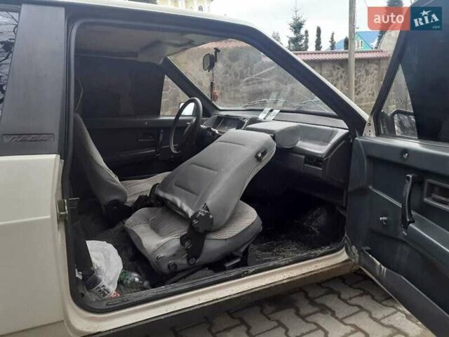 Бежевый ВАЗ 2108, объемом двигателя 1.5 л и пробегом 10 тыс. км за 1200 $, фото 2 на Automoto.ua