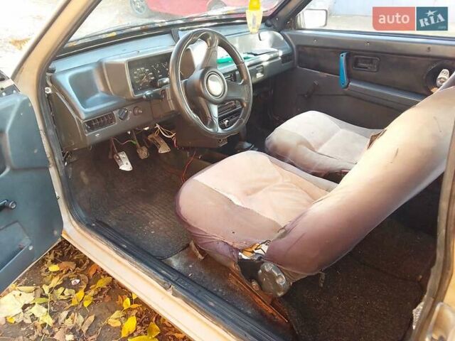 Бежевый ВАЗ 2108, объемом двигателя 1.3 л и пробегом 330 тыс. км за 570 $, фото 2 на Automoto.ua
