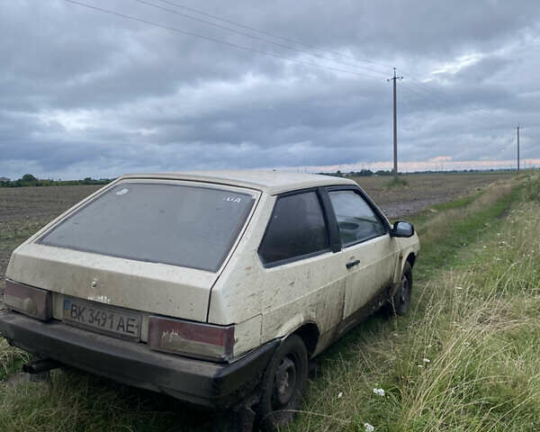 Бежевий ВАЗ 2108, об'ємом двигуна 0 л та пробігом 3 тис. км за 250 $, фото 2 на Automoto.ua