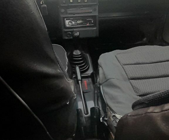 Бежевый ВАЗ 2108, объемом двигателя 1.5 л и пробегом 500 тыс. км за 750 $, фото 7 на Automoto.ua