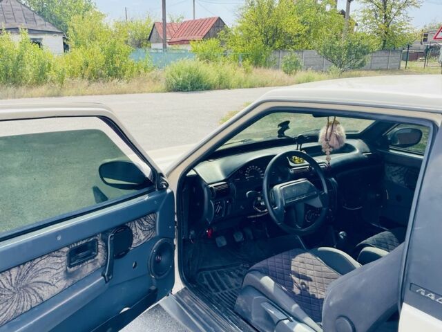 Бежевый ВАЗ 2108, объемом двигателя 1.3 л и пробегом 180 тыс. км за 1350 $, фото 7 на Automoto.ua