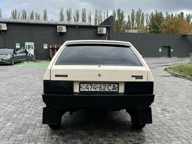 Бежевый ВАЗ 2108, объемом двигателя 1.3 л и пробегом 150 тыс. км за 930 $, фото 4 на Automoto.ua