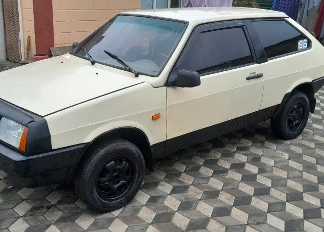 Бежевий ВАЗ 2108, об'ємом двигуна 1.5 л та пробігом 250 тис. км за 850 $, фото 2 на Automoto.ua