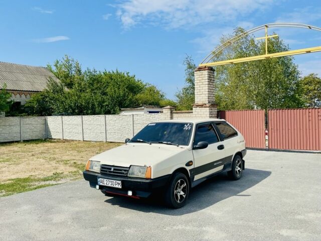 Бежевый ВАЗ 2108, объемом двигателя 1.3 л и пробегом 180 тыс. км за 1350 $, фото 2 на Automoto.ua