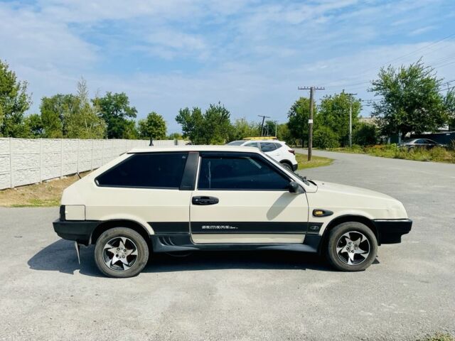 Бежевый ВАЗ 2108, объемом двигателя 1.3 л и пробегом 180 тыс. км за 1350 $, фото 6 на Automoto.ua