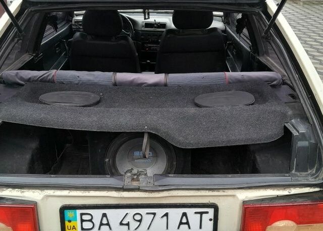 Бежевий ВАЗ 2108, об'ємом двигуна 1.5 л та пробігом 250 тис. км за 850 $, фото 6 на Automoto.ua