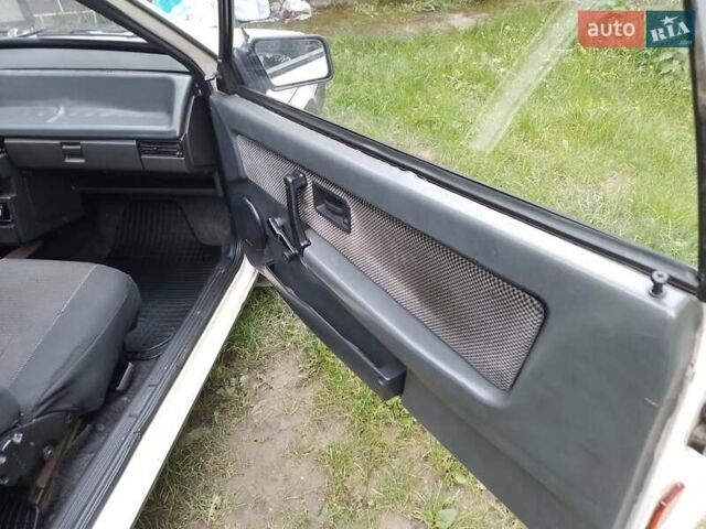 Бежевий ВАЗ 2108, об'ємом двигуна 1.5 л та пробігом 269 тис. км за 1189 $, фото 7 на Automoto.ua