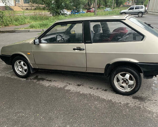 Бежевый ВАЗ 2108, объемом двигателя 1.5 л и пробегом 100 тыс. км за 900 $, фото 19 на Automoto.ua