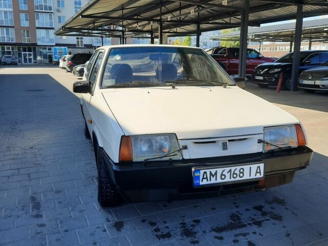 Бежевий ВАЗ 2108, об'ємом двигуна 1.1 л та пробігом 100 тис. км за 1650 $, фото 9 на Automoto.ua