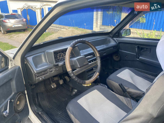 Бежевый ВАЗ 2108, объемом двигателя 1.3 л и пробегом 125 тыс. км за 1300 $, фото 9 на Automoto.ua