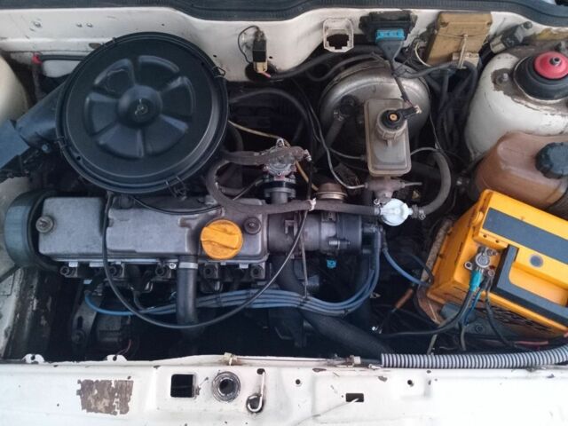 Бежевий ВАЗ 2108, об'ємом двигуна 1.3 л та пробігом 140 тис. км за 1500 $, фото 5 на Automoto.ua