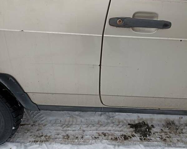 Бежевый ВАЗ 2108, объемом двигателя 1.5 л и пробегом 121 тыс. км за 1100 $, фото 4 на Automoto.ua