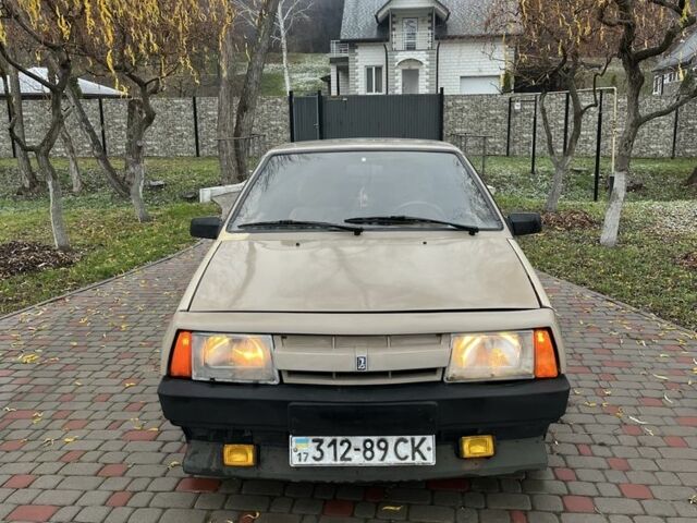 Бежевый ВАЗ 2108, объемом двигателя 1.5 л и пробегом 130 тыс. км за 455 $, фото 1 на Automoto.ua