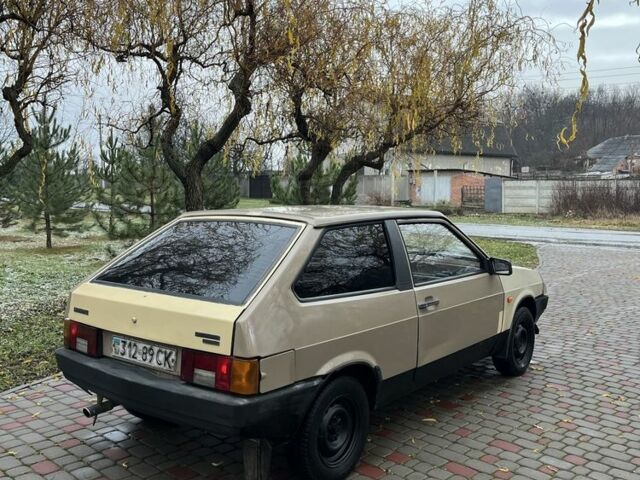 Бежевый ВАЗ 2108, объемом двигателя 1.5 л и пробегом 130 тыс. км за 455 $, фото 3 на Automoto.ua