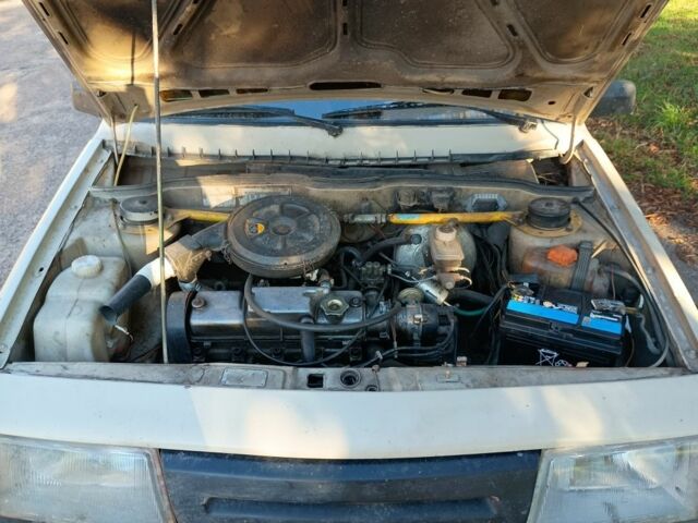 ВАЗ 2108 1987 у Кролевце на Automoto.ua Бежевий ВАЗ 2108, об'ємом двигуна 1.3 л та пробігом 100 тис. км за 800 $, фото 9 на Automoto.ua