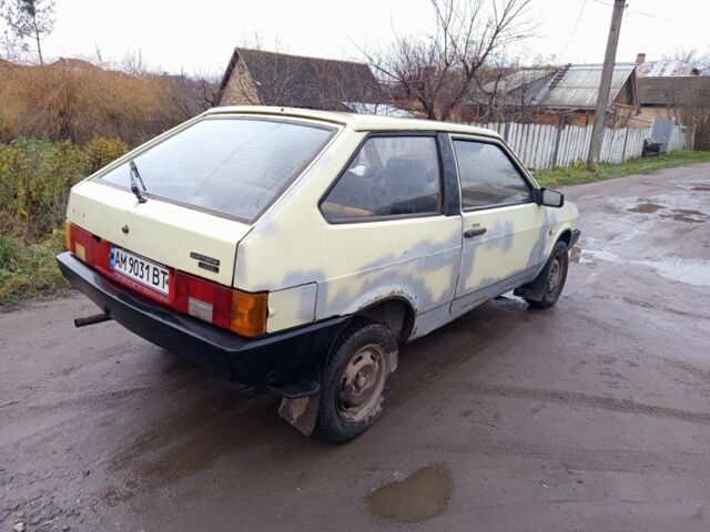 Бежевый ВАЗ 2108, объемом двигателя 1.3 л и пробегом 200 тыс. км за 391 $, фото 6 на Automoto.ua