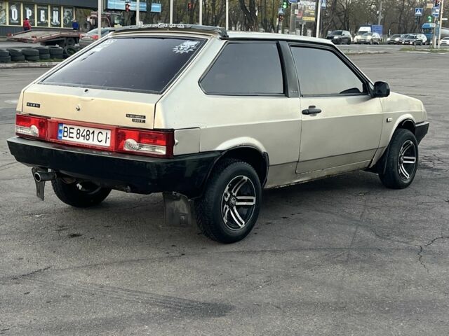 Бежевый ВАЗ 2108, объемом двигателя 1.5 л и пробегом 229 тыс. км за 1250 $, фото 4 на Automoto.ua