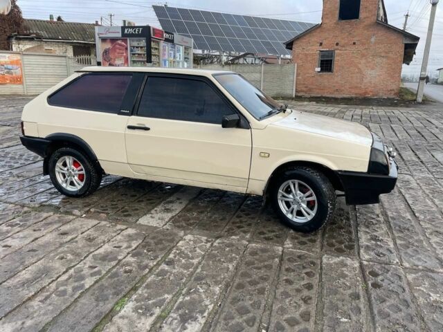 Бежевый ВАЗ 2108, объемом двигателя 1.5 л и пробегом 2 тыс. км за 1100 $, фото 3 на Automoto.ua