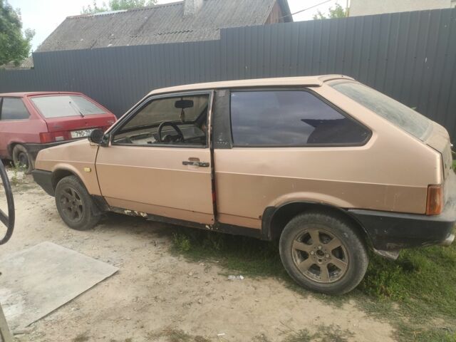 Бежевый ВАЗ 2108, объемом двигателя 0 л и пробегом 1000 тыс. км за 543 $, фото 4 на Automoto.ua