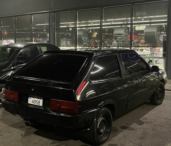 Черный ВАЗ 2108, объемом двигателя 1.3 л и пробегом 176 тыс. км за 509 $, фото 1 на Automoto.ua