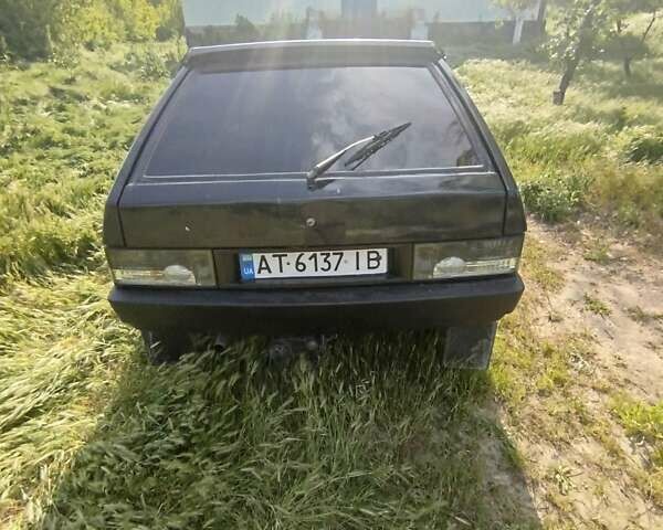 Черный ВАЗ 2108, объемом двигателя 1.3 л и пробегом 100 тыс. км за 650 $, фото 1 на Automoto.ua