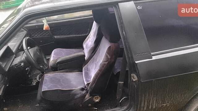 Черный ВАЗ 2108, объемом двигателя 1.5 л и пробегом 100 тыс. км за 850 $, фото 2 на Automoto.ua