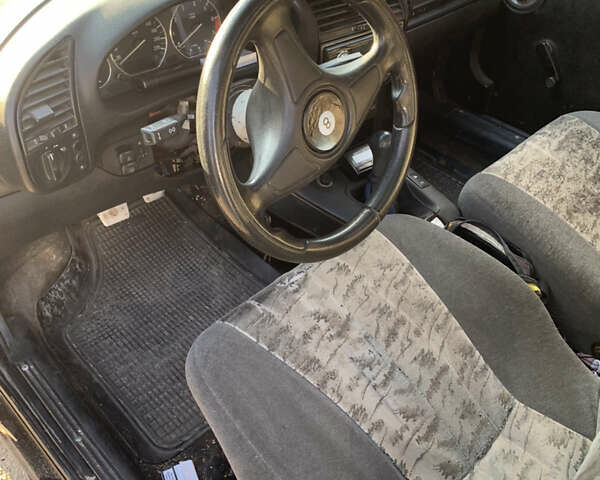 Чорний ВАЗ 2108, об'ємом двигуна 1.4 л та пробігом 100 тис. км за 2000 $, фото 1 на Automoto.ua