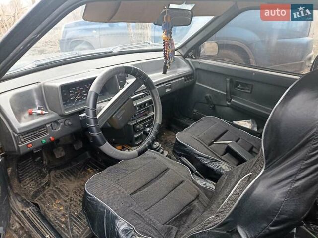 Черный ВАЗ 2108, объемом двигателя 1.5 л и пробегом 90 тыс. км за 1774 $, фото 6 на Automoto.ua