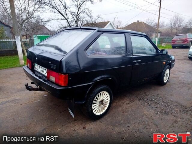 Черный ВАЗ 2108, объемом двигателя 1.5 л и пробегом 152 тыс. км за 650 $, фото 3 на Automoto.ua