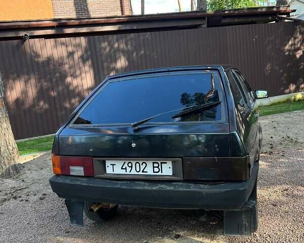 Черный ВАЗ 2108, объемом двигателя 1.3 л и пробегом 150 тыс. км за 940 $, фото 3 на Automoto.ua