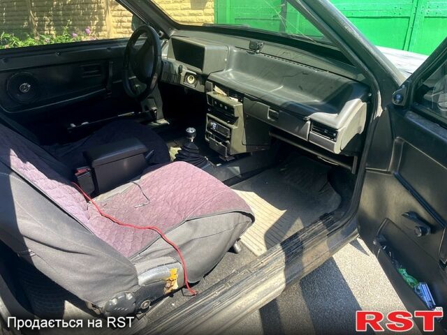 Черный ВАЗ 2108, объемом двигателя 1.3 л и пробегом 99 тыс. км за 700 $, фото 4 на Automoto.ua
