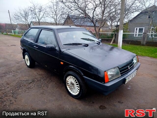 Черный ВАЗ 2108, объемом двигателя 1.5 л и пробегом 152 тыс. км за 650 $, фото 2 на Automoto.ua