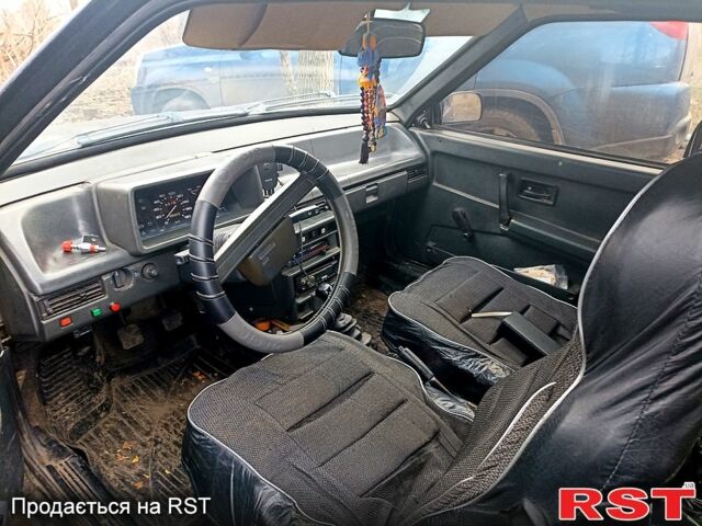 Чорний ВАЗ 2108, об'ємом двигуна 1.5 л та пробігом 60 тис. км за 1700 $, фото 1 на Automoto.ua